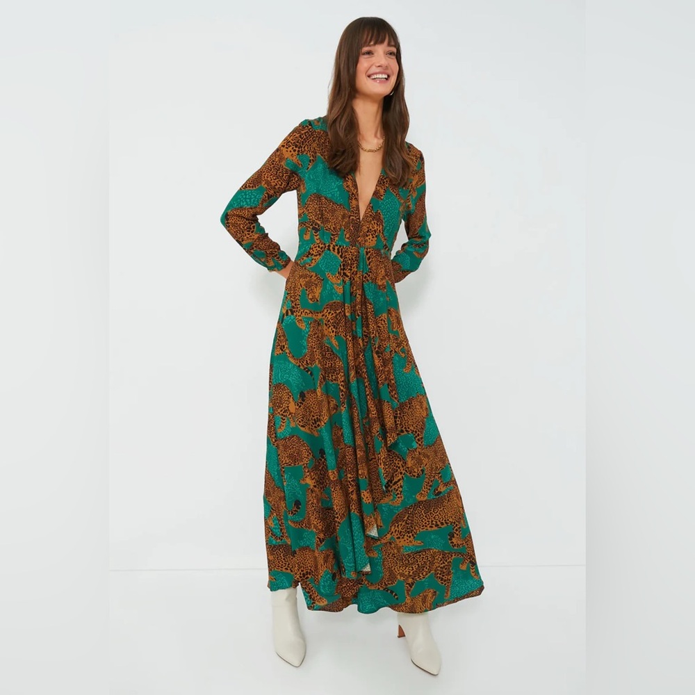 Farm Rio Artsy Leopards V-Neck Maxi Dress Medium